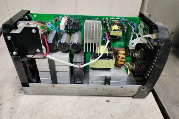 Ремонт сварочного аппарата Ресанта САИ 250 пн