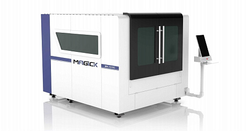 Полностью закрытый одно-платформенный волоконный лазерный станок для резки MK-P в Курске